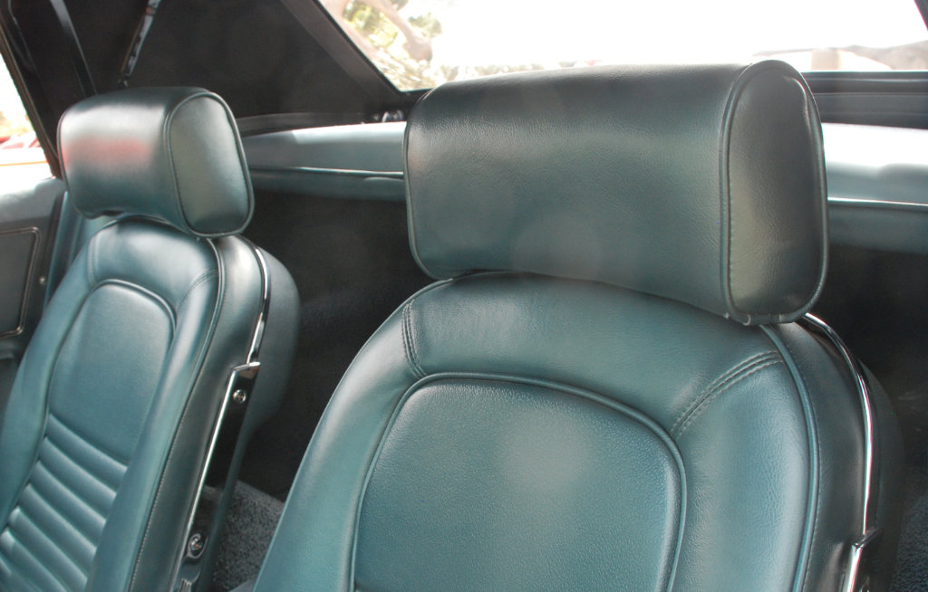 1967 Corvette C2 Headrests
