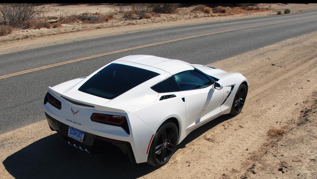 2014 C7 Corvette Coupe in Arctic White