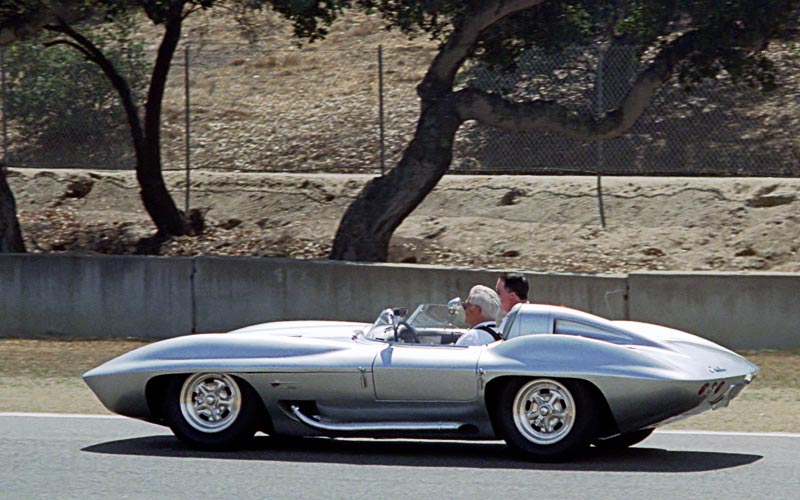 1959 Sting Ray Racer Parade Laps Display