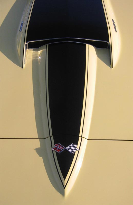 1967 Corvette Stingray big block hood