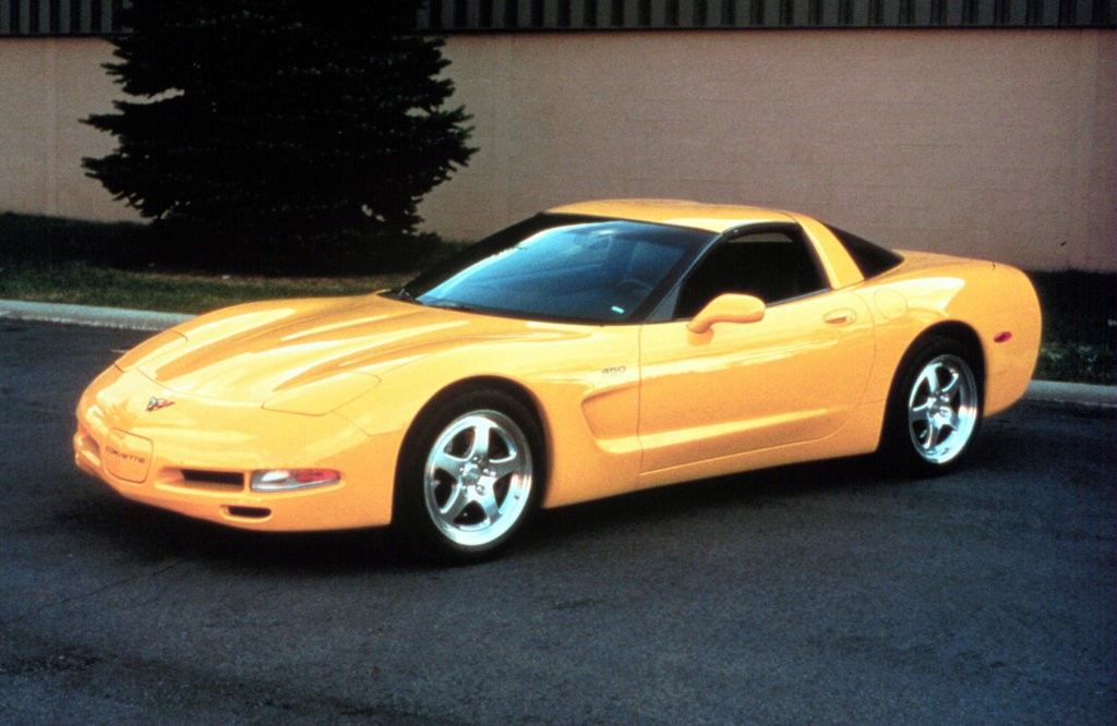 Corvette C5 Coupe in Millennium Yellow