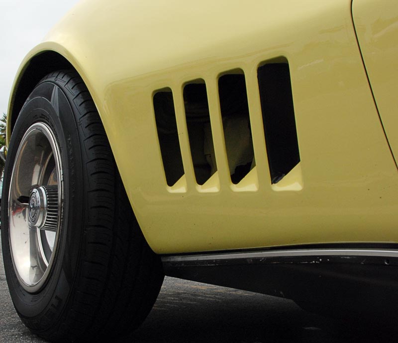 1968 Corvette front wheel flare