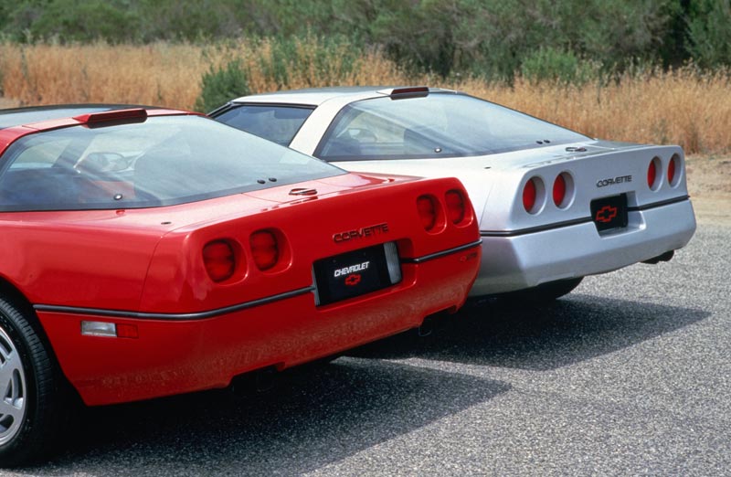 Corvette ZR-1 rear view comparison
